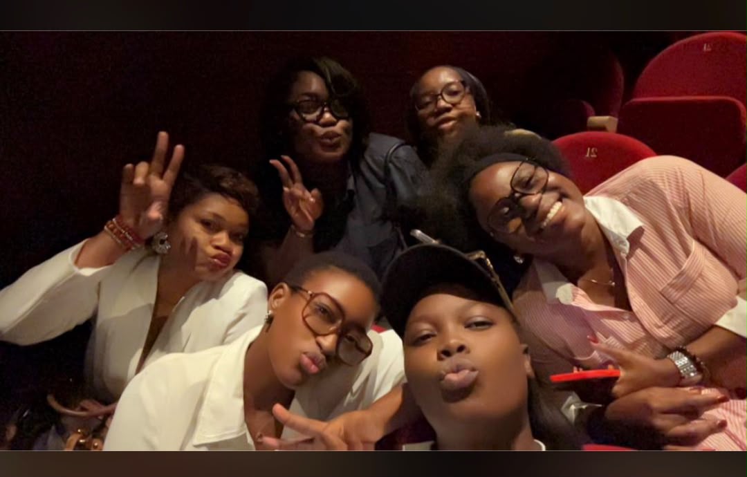 GIRLS CONNECT